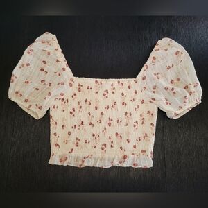 American Eagle  crop top with puffy sleeves
